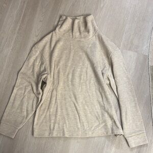 Uniqlo Off-White Turtleneck Sweater